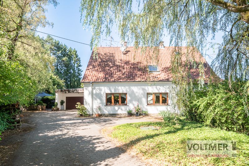 BESONDERHEIT - freistehendes Einfamilienhaus mit Doppelgarage und Wintergarten in Ottweiler-Fürth!